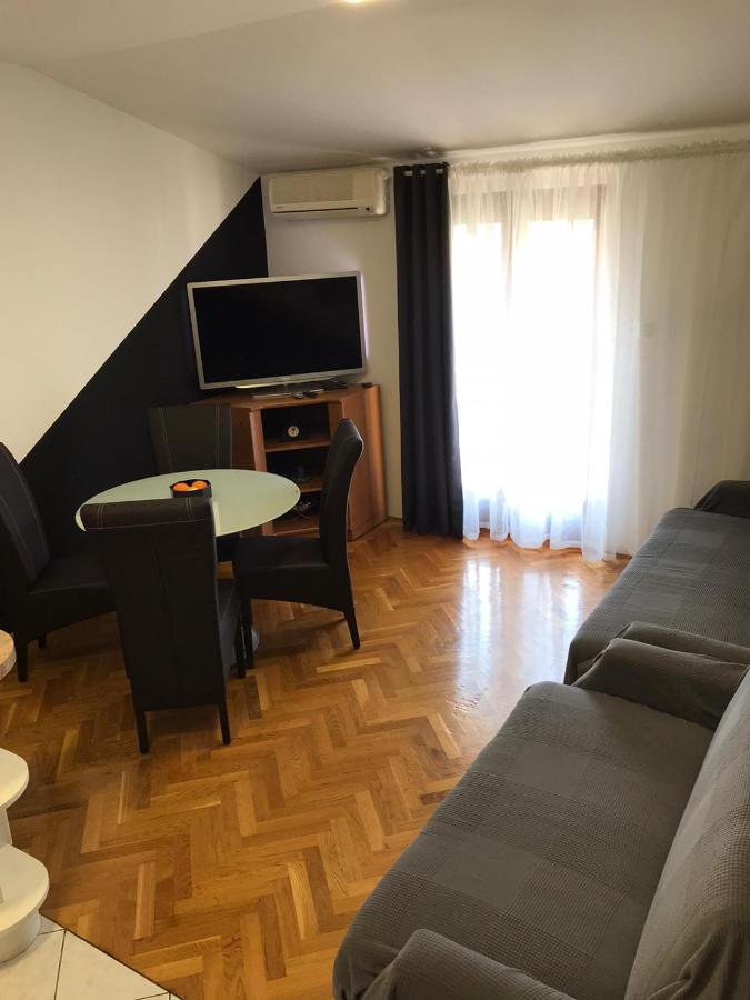 Apartman Jumic Malinska Extérieur photo